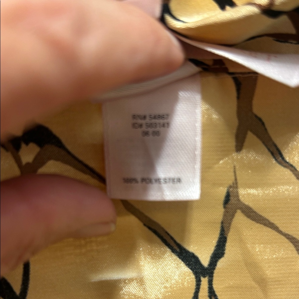 VS Gold and Black Patterned Pajama Set S - Picture 7 of 8